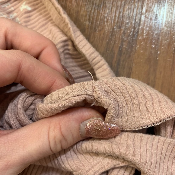 American Eagle Tank Top - Picture 4 of 4